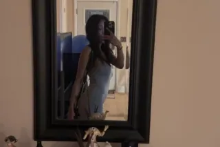 Petite and sexxy😊🍑 - Image 2