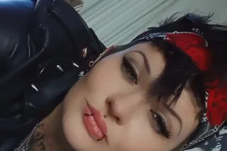 Velvet venom - Image 2