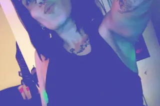 💦LETS CHILL BB 💋💦 P411 FREiNDLY - Image 2