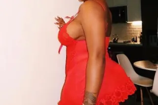 UPSCALE EBONY - Image 3